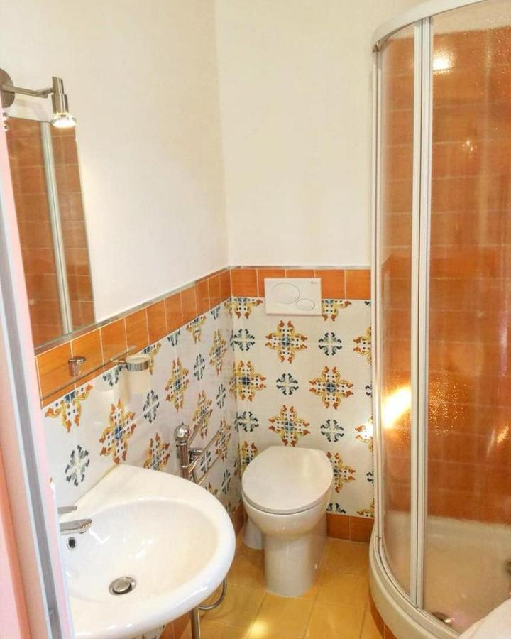 B&B Il Faro Cittadella del Capo Exterior foto